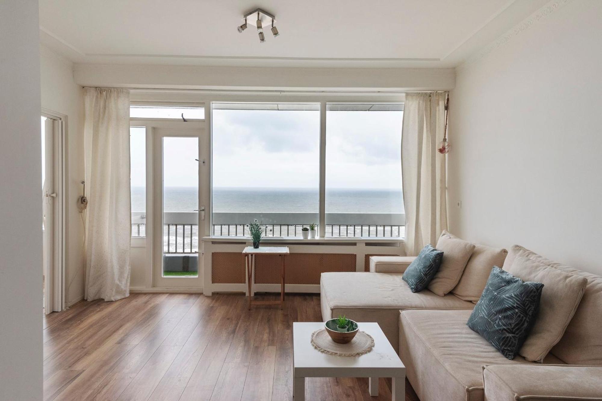 Beach Dreams Apartment ซานด์โวร์ต ภายนอก รูปภาพ
