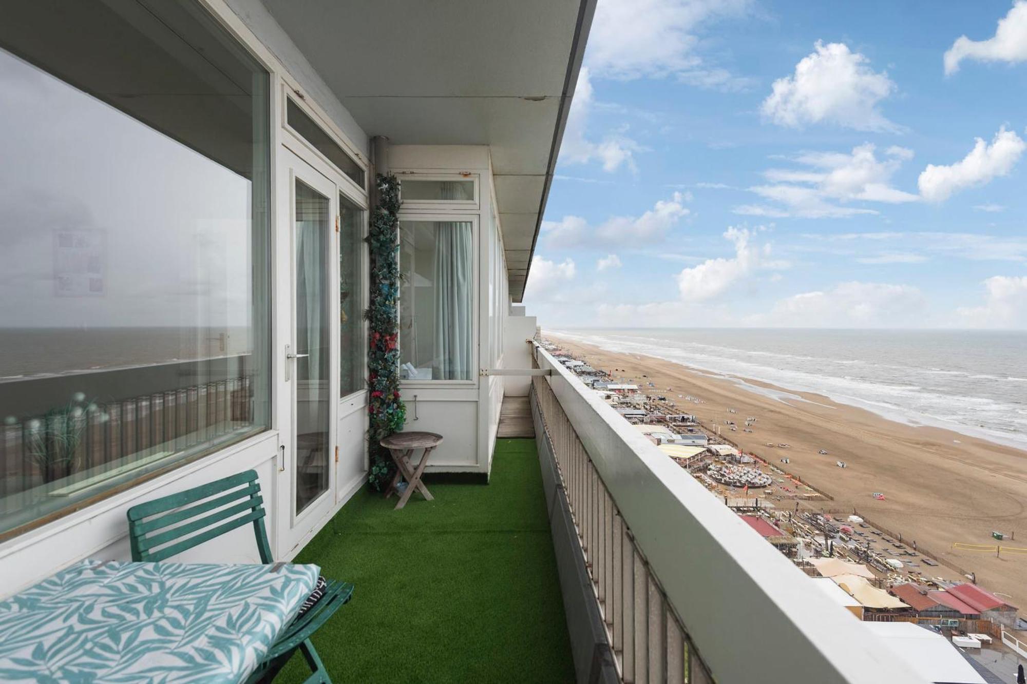 Beach Dreams Apartment ซานด์โวร์ต ภายนอก รูปภาพ